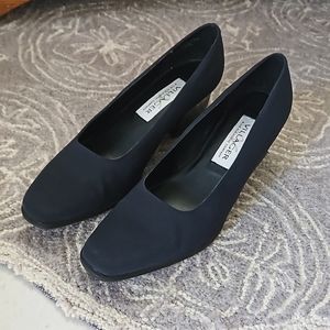 Liz Claiborne Villager Navy Blue Fabric Pumps